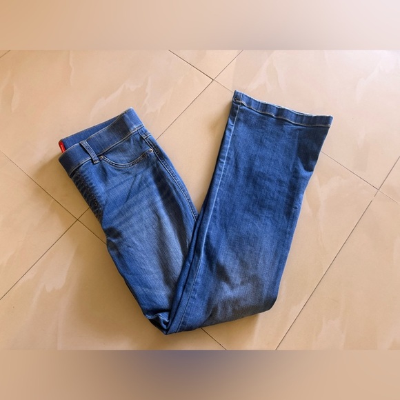 SPANX Flare Jeans Midnight Shade M Regular pull on blue jeans - Picture 10 of 15